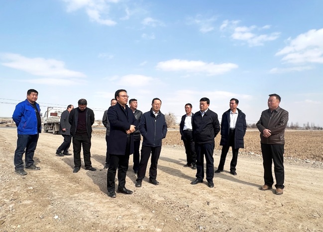 振興種業(yè)在行動,敦煌種業(yè)牽手奧凱種機、大禹節(jié)水現(xiàn)場對接推進千畝智慧種業(yè)示范園區(qū)建設項目